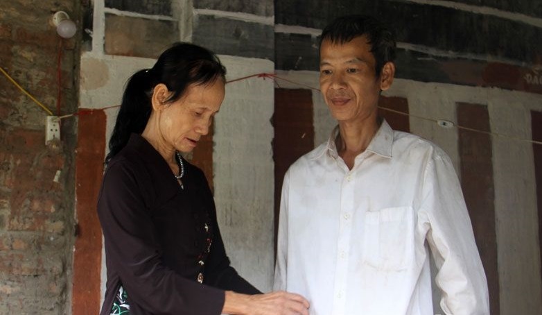Bắc Giang: Cụ bà 73 tuổi làm đơn xin ra khỏi danh sách hộ nghèo