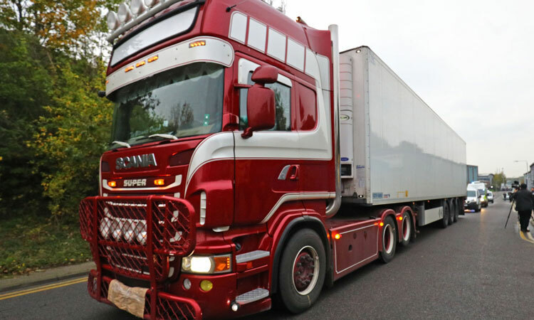Dữ liệu định vị tiết lộ nóng về container chứa 39 thi thể ở Anh