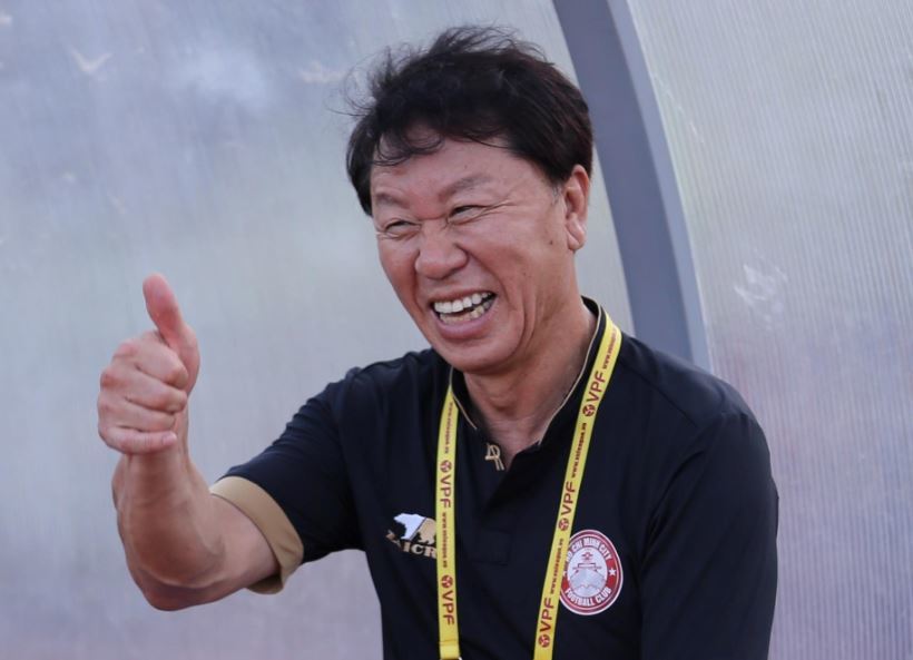 HLV Chung Hae-seong tự tin giúp CLB TP.HCM sẽ trở thành đội bóng chuyên nghiệp nhất V.League