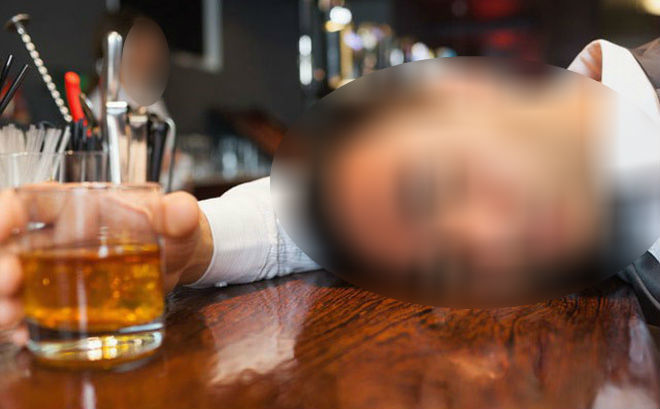 Nam sinh 20 tuổi tử vong sau khi uống hàng chục cốc rượu pha bia