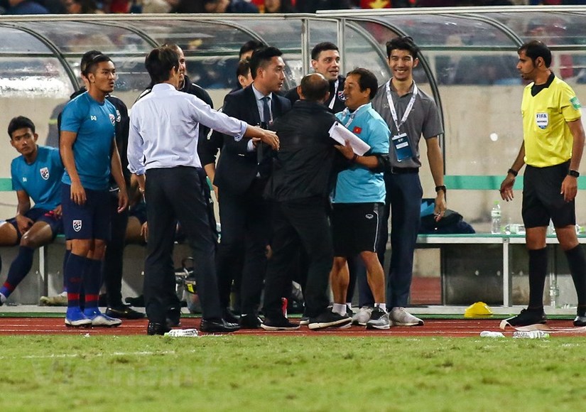 HLV Park Hang Seo định ăn thua đủ với trợ lý người Thái Lan