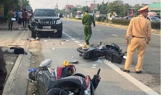  Ô tô Prado gây tai nạn liên hoàn khiến 2 người thương vong