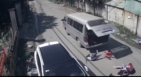Phòng Giáo dục lên tiếng vụ xe đưa đón làm rơi 3 học sinh xuống đường