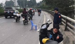 Hà Nội: Truy tìm tài xế xe bán tải gây tai nạn khiến 2 mẹ con thương vong
