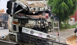 Nam Định: Xe tải tông nhau trực diện, 1 tài xế tử vong tại chỗ