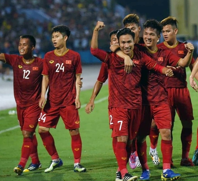 HLV Phạm Minh Đức, U22 Việt Nam sẽ đánh bại U22 Singapore với cách biệt 2 bàn trở