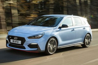 Hyundai i30 N giá từ 1,66 tỷ đồng, được trang bị những gì đặc biệt?