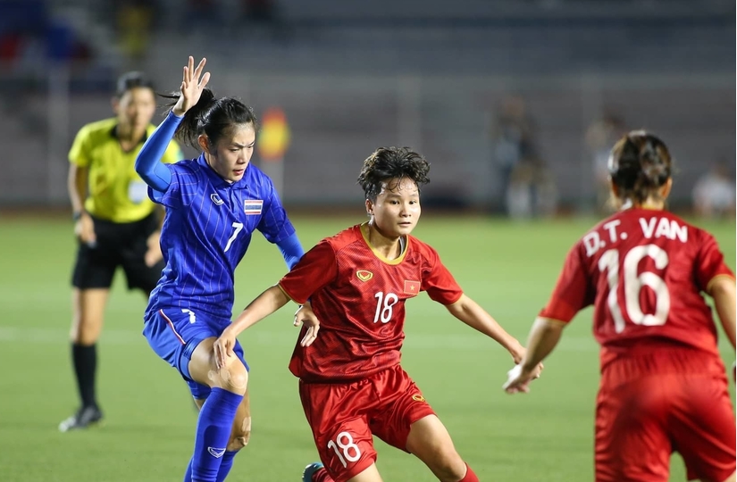Đội tuyển nữ Việt Nam có trận đấu giàu cảm xúc trước Thái Lan