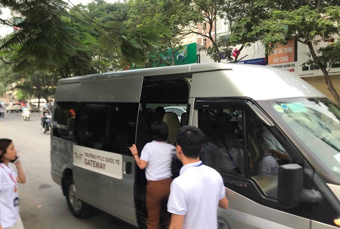 Gần 40 xe đưa đón học sinh ở Hà Nội bị xử lý