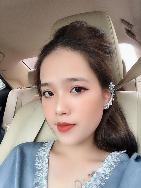 Hot girl Nghệ An được Quang Hải nhắn Anh thương vợ