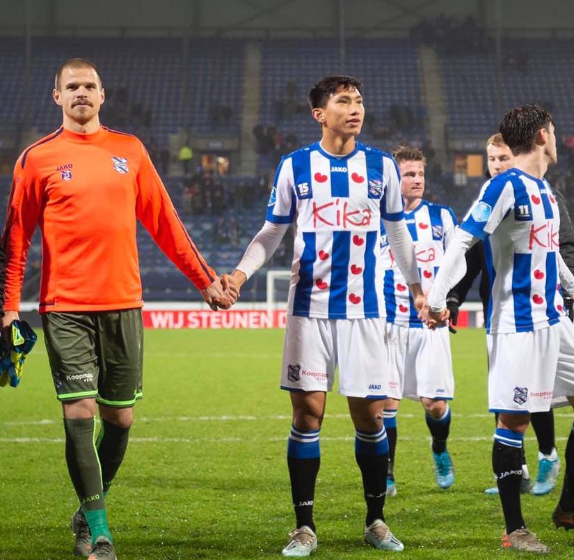 Đoàn Văn Hậu ra sân, SC Heerenveen lập tức giành chiến thắng ấn tượng