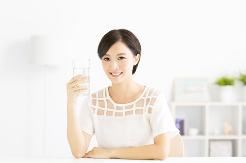 Uống nước thế nào để da trắng hồng tự nhiên như người Nhật