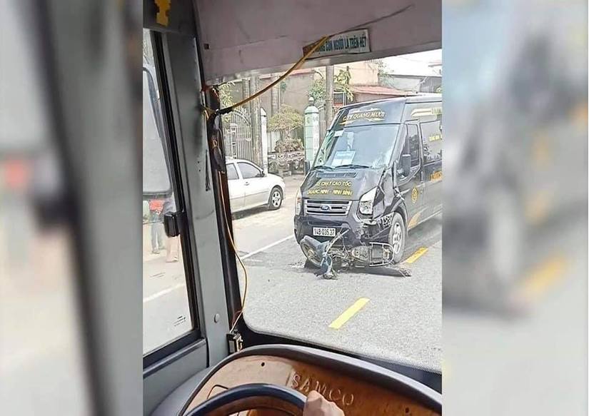 Nam Định: Xe Limousine đâm xe máy 2 người thương vong tai nạn