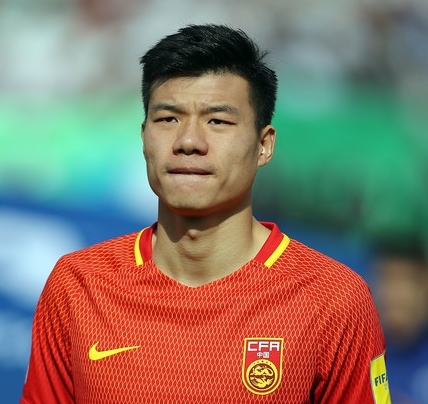 Hậu vệ Mei Fang của đội tuyển Trung Quốc ủng hộ việc nhập tịch cầu thủ