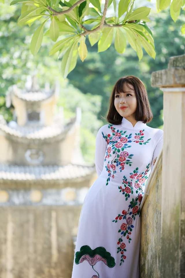 Nữ sinh ung thư Đặng Trần Thủy Tiên quay lại trường, tiếp tục việc học