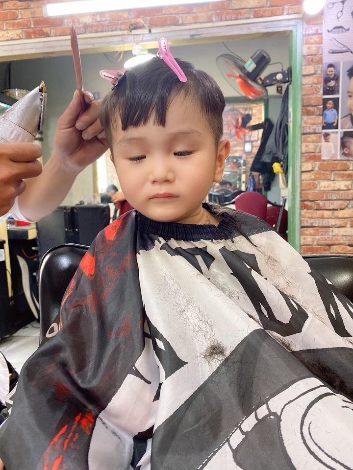 Lâm Khánh Chi tiết lộ điều 'lạ lùng' của con trai 2 tuổi