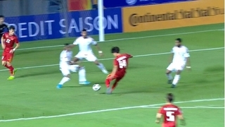 Vì sao U23 Việt Nam không được hưởng 11m dù bóng chạm tay cầu thủ UAE?