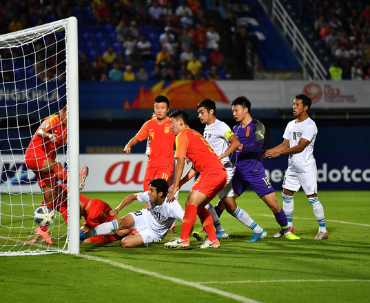 BLV Trung Quốc chán nản với thành tích của đội nhà ở giải châu Á