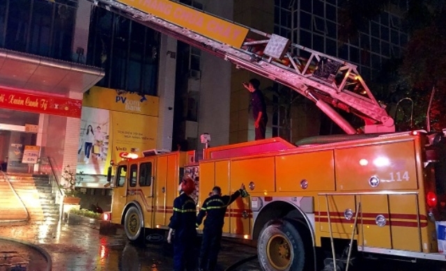 Cháy lớn tại tòa nhà dầu khí Thanh Hóa khiến hàng loạt người thương vong 2