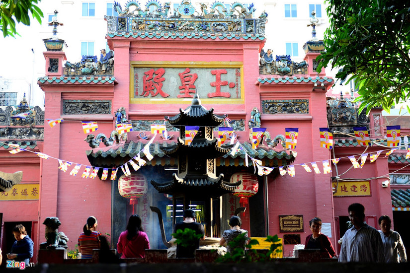 5 ngôi chùa linh thiêng ở Sài Gòn - điểm hành hương đầu năm 2020