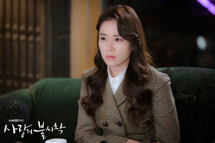  4 kiểu tóc giúp Son Ye Jin 'ăn gian' tuổi tác trong phim 'Hạ cánh nơi anh'