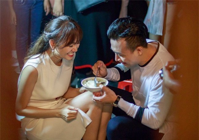 Những ông chồng đảm đang trong showbiz Việt khiến hàng triệu chị em ao ước
