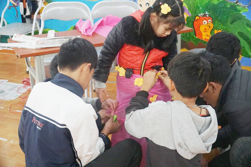 Rộn ràng không khí Tết dành cho trẻ em có hoàn cảnh đặc biệt tại Ba Vì, Hà Nội