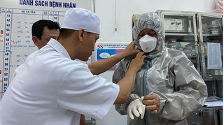 Lào Cai tiếp nhận thêm 4 công dân Việt Nam nghi do nhiễm virus corona từ Trung Quốc về