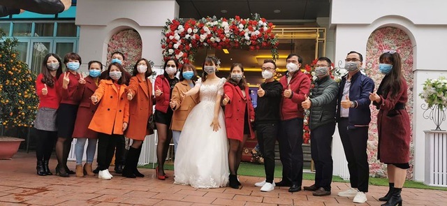 Đám cưới ở Thái Bình: Cô dâu chú rể và cả khách mời đeo khẩu trang2