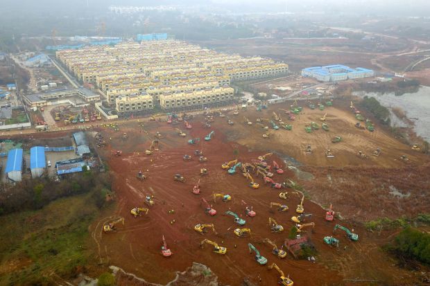 Cận cảnh bệnh viện xây dựng trong 10 ngày ở Vũ Hán để chống dịch corona 2