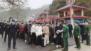 Lạng Sơn cách ly 145 người Việt từ Trung Quốc về 