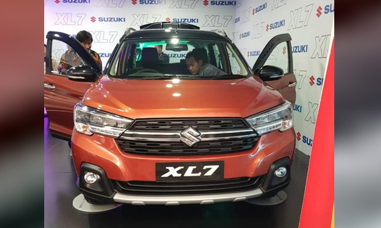Suzuki XL7 ra mắt với diện mạo mạnh mẽ và cá tính, sắp về Việt Nam