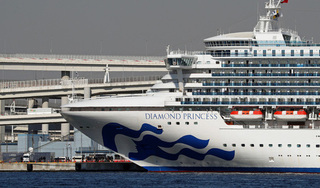 Đã có 130 người nhiễm virus corona trên du thuyền Nhật Bản 