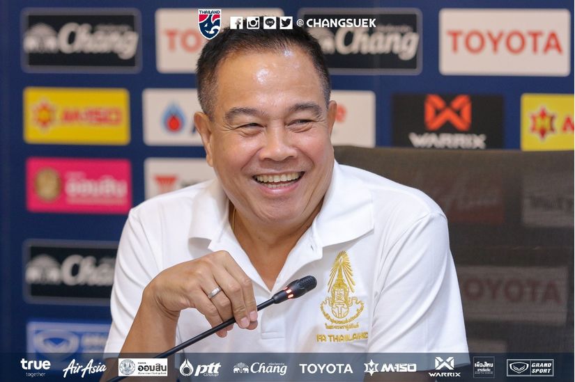 ông Somyot Pumpanmuang (65 tuổi) đảm nhiệm vai trò chủ tịch Liên đoàn bóng đá Thái Lan từ tháng 2/2016