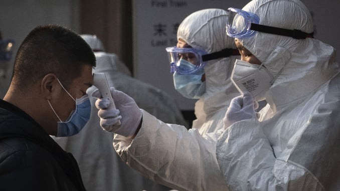 Ca nhiễm Covid-19 ngoài Trung Quốc tăng lên hơn 7.000 người