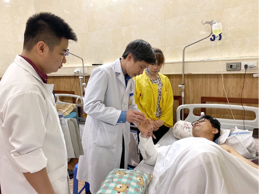 Bệnh nhân Ấn Độ bị tai nạn giao thông mới hay trình độ bác sĩ Việt Nam rất cao 2