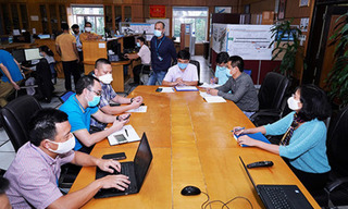 Chống dịch covid-19: “Bịt lỗ hổng” từ người nhập cảnh