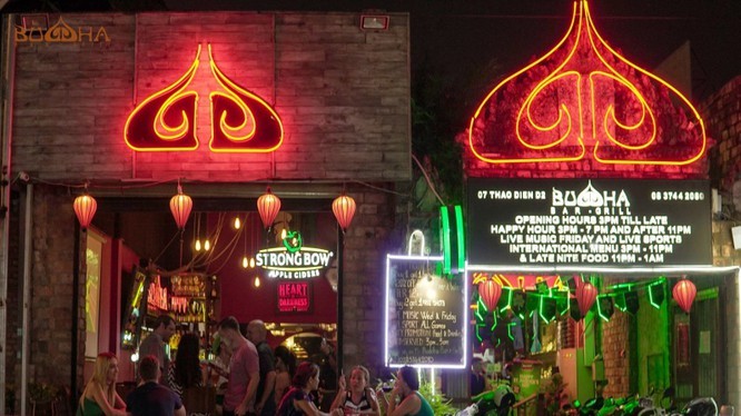 TP.HCM: Khẩn cấp tìm khách từng đến quán bar Budha số 7 Thảo Điền 