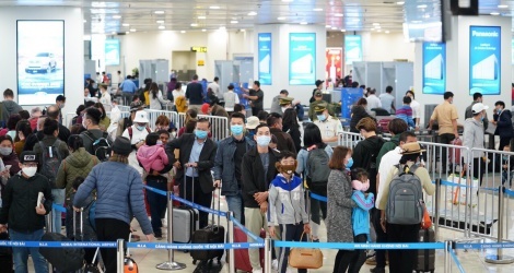 Hà Nội chuẩn bị đón 20.000 người từ nước ngoài về, khuyến cáo người dân không nên ra ngoài