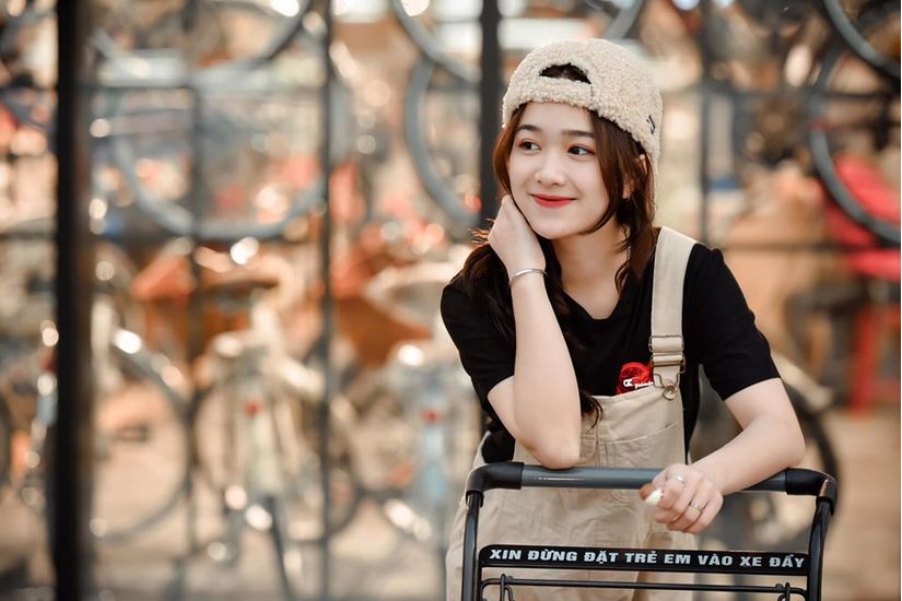 Nữ sinh xinh đẹp từng gây bão mạng xã hội7