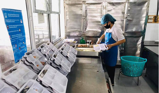 Cách ly 19 nhân viên công ty Trường Sinh cung cấp suất ăn tại BV Nội tiết Trung ương