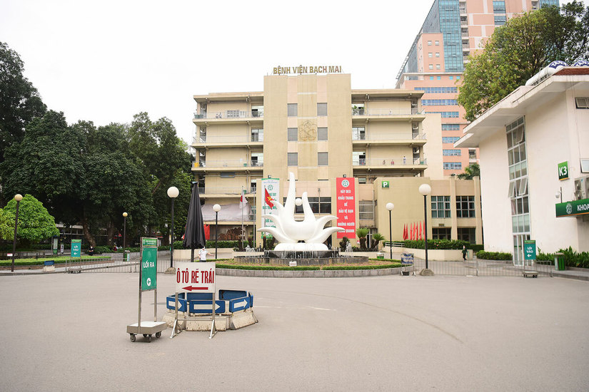 Công bố 9 ca mới nhiễm Covid-19 có tới 8 ca liên quan đến Bệnh viện Bạch Mai