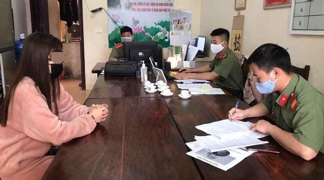 Tung tin bị nghi nhiễm Covid-19 ngày Cá tháng Tư, cô gái trẻ bị phạt