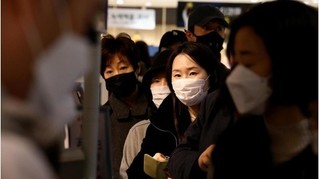 Hàn Quốc tiếp tục tăng cường ‘giãn cách xã hội’ 