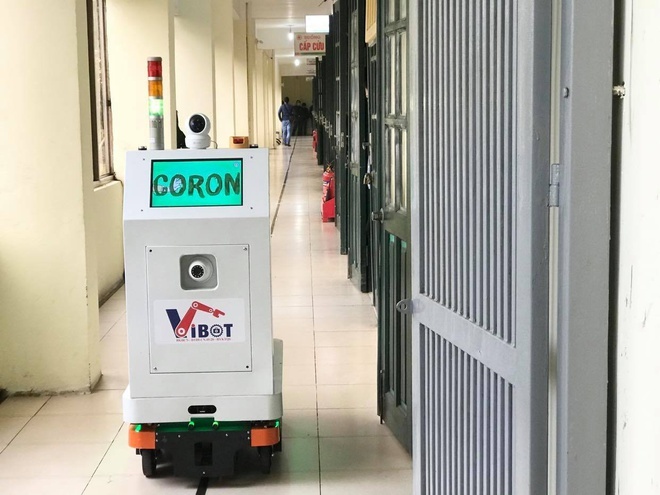 Việt Nam chế tạo thành công robot hỗ trợ điều trị bệnh nhân Covid-19