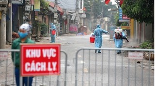 Phát hiện thêm 2 ca dương tính liên quan bệnh nhân 243, Hà Nội phong tỏa cả thôn Hạ Lôi