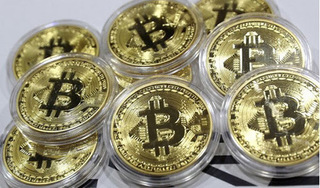 Giá bitcoin hôm nay 15/4: Tiếp tục đà tăng, kéo theo 56 đồng tăng nhẹ