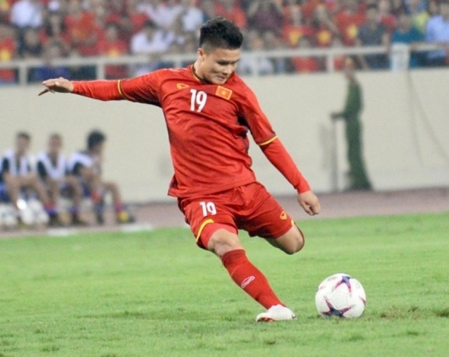 Quang Hải rèn ‘độc chiêu’ cho vòng loại World Cup 2022