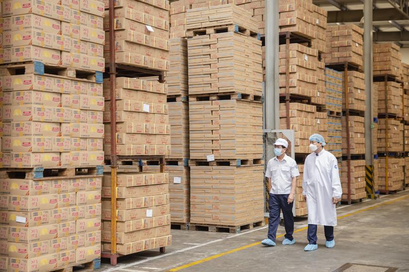 Vượt trở ngại Covid, Vinamilk xuất khẩu sữa qua Trung Quốc