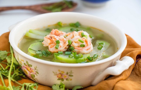 Cách làm canh bầu tôm thanh mát ngọt lịm